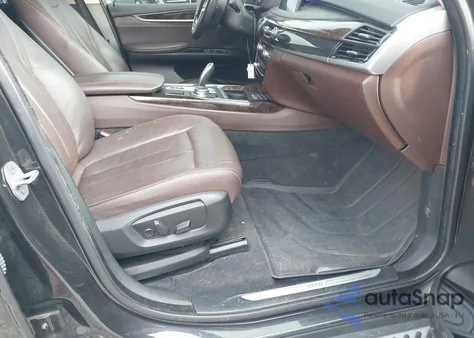 2015 BMW X5 xDrive35I z USA, uszkodzony, nr VIN 5UXKR0C56F0P04555